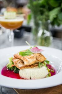 TravMedia_USA_medium-sized_1526390_Ice-Plant-Bar-Restaurant_Ice_Plant_Fish-200x300